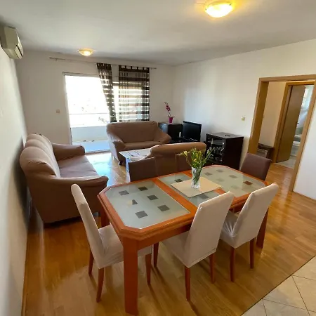 Apartment Ivona